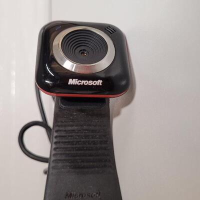 Lot 564: Microsoft LifeCam VX-5000 Webcam USB