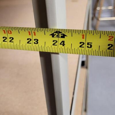 Lot 572: Metal Frame Shelving Unit 