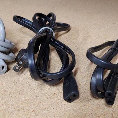Lot 574: Replacement Power Cord Bundle