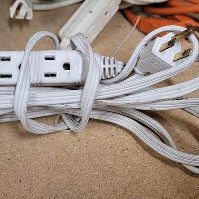 Lot 575: Assortment of Small Extension Cords