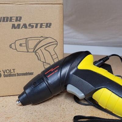 Lot 580: Small Rechargeable Cordless Screwdriver