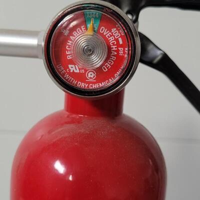 Lot 601: Fire Extinguisher