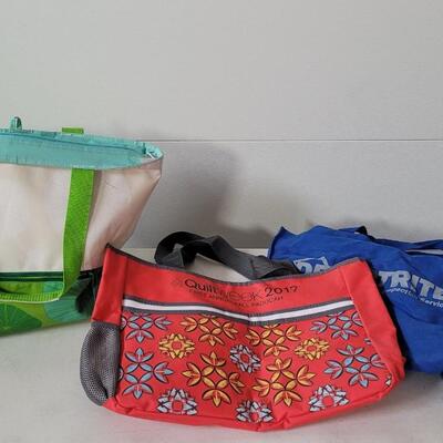 Lot 602: Reusable Grocery Bags