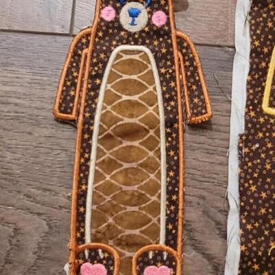 Lot 607: Quilted Pieces By Trish