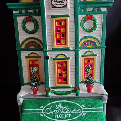 Dept.  56  The Secret Garden Florist 