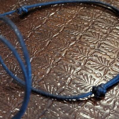 Lot 612: Adjustable Necklace