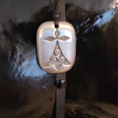 Lot 612: Adjustable Necklace