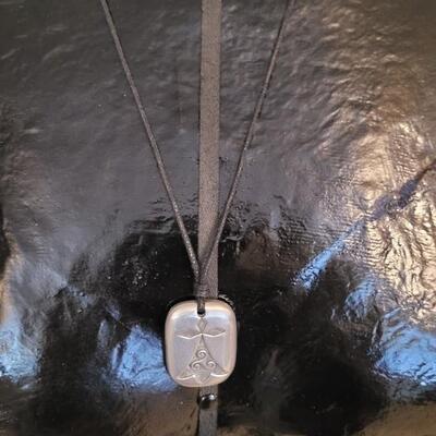 Lot 612: Adjustable Necklace