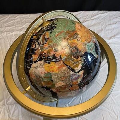 LOT#9LR: Gemstone Globe