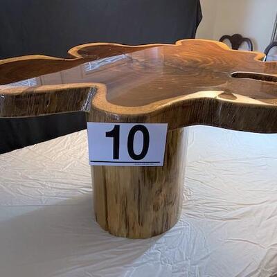 LOT#10LR: Live Edge Table with Heavy Varnish Surface