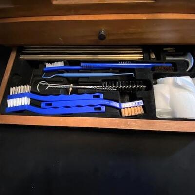 LOT#100LR: Gun Cleaning Kits