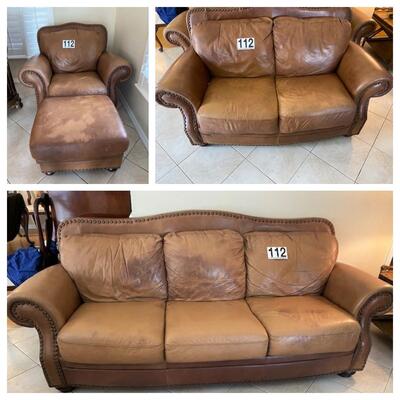 LOT#112LR: Leather Living Room Set