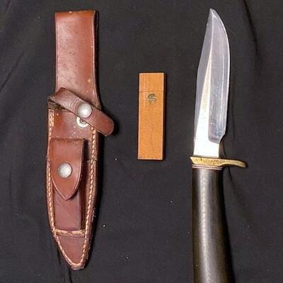 LOT#176LR: Vintage Randall Hunting Knife