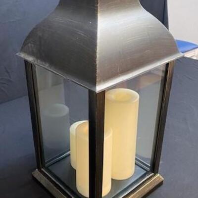 LOT#206LR: Faux Lantern with Electric Candles