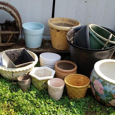 166 - Flower Pots