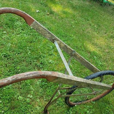 175 - Antique Single Row Push Plow