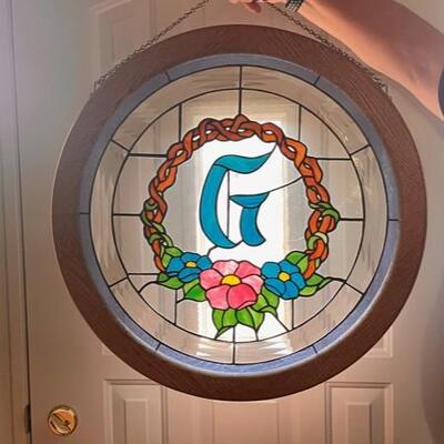 Stained glass-looking â€œG circleâ€ Wall Hanging