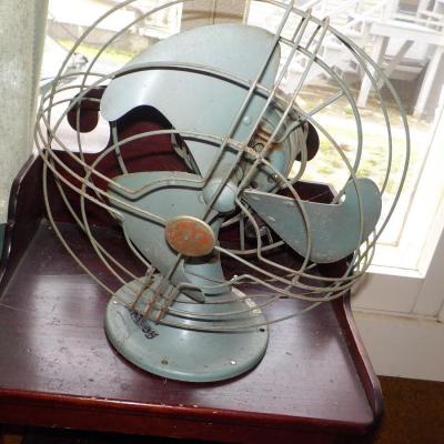 1940's General Electric grill portable fan.