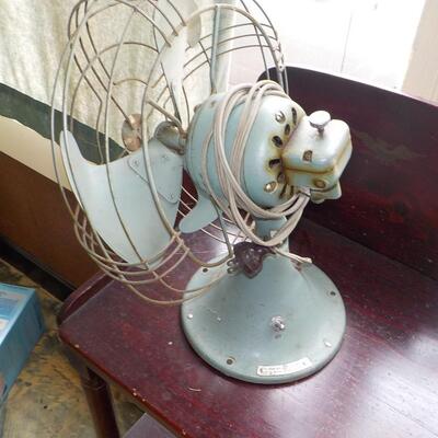 1940's General Electric grill portable fan.