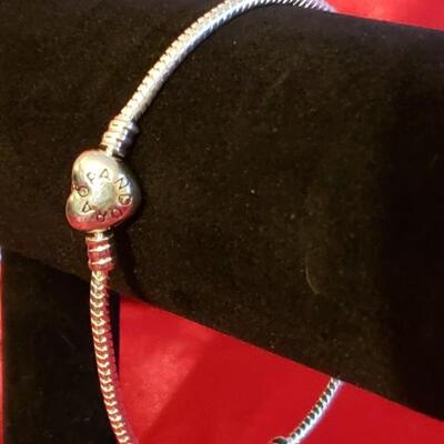 Sterling silver Pandora  bracelet  11 1 g 