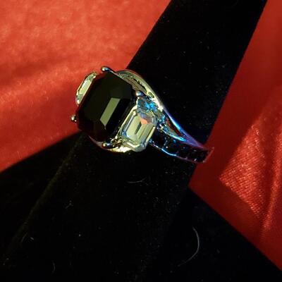 Vintage Sterling silver onyx ring size 8