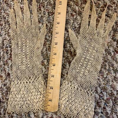 Antique Fishnet Gloves - Excellent condition