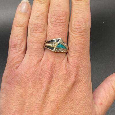 Vintage Southwestern Style Silvertone Turquoise Black Enamel Ring