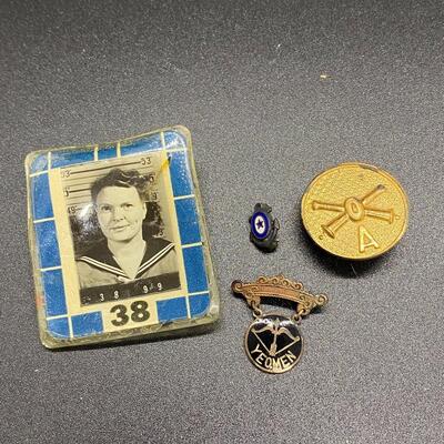 Vintage Navy Military Photo Badge Yeoman Enamel Pins