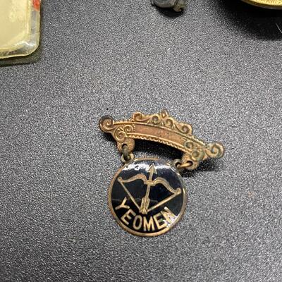Vintage Navy Military Photo Badge Yeoman Enamel Pins