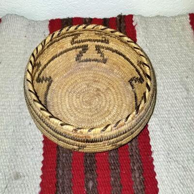 Small size Papago Tohono O'odom Basket: