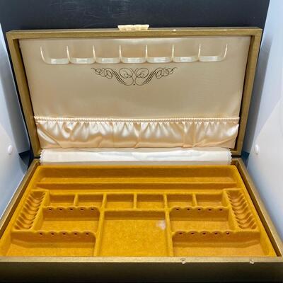 Vintage Gold Colored Woman's Jewelry Box 