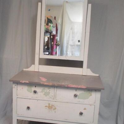 Lot 1 - Solid Wood Dresser with Swing Mirror LOCAL PICK UP ONLY