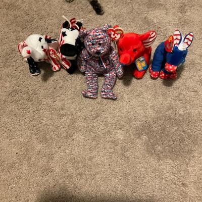USA lefty and righty political beanie babies