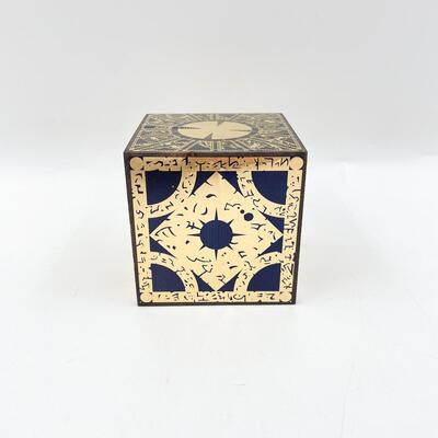 HELLRAISER COLLECTIBLE PUZZLE BOX DISPLAY PROP