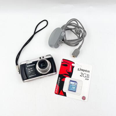 SAMSUNG DIGIMAX L85 8.1 MP W/ 2GB SD CARD & CORD