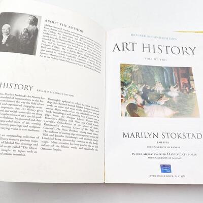2005 â€œART HISTORYâ€ BY MARILYN STOKSTAD VOLUME TWO TEXTBOOK