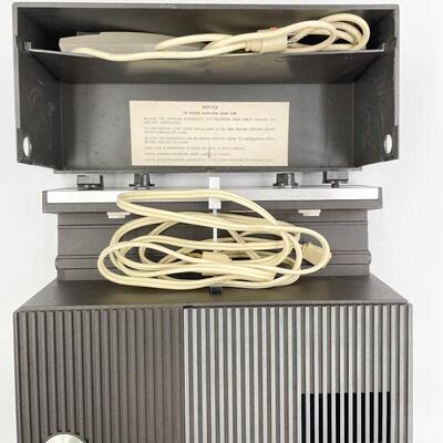 VINTAGE SAWYERâ€™S 550R 2X2 SLIDE PROJECTOR AND TRAYS