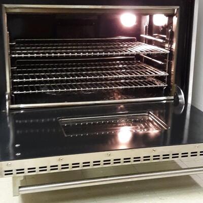 36" Wolf Gourmet 6 Burner range/stove -Exc Condition