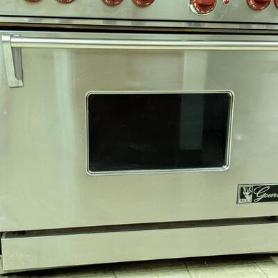 36" Wolf Gourmet 6 Burner range/stove -Exc Condition