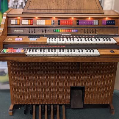 Kimball organ outlet