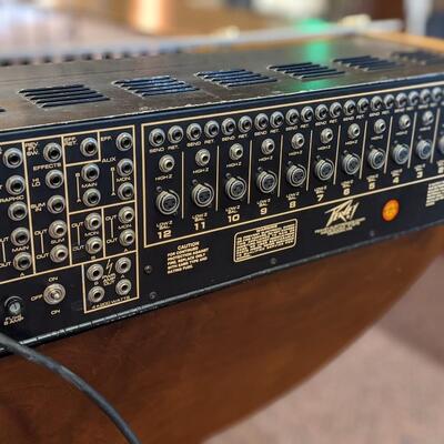 Peavey XR-1200 Stereo Powered Mixing Console-Exc Condition