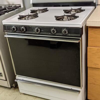 Roper Gas Stove-Nice Shape