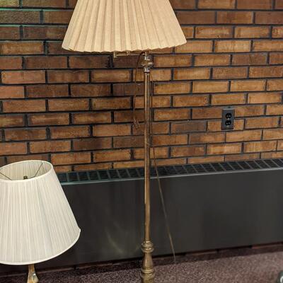 Floor Lamp with Swivel arm