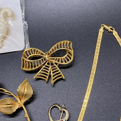 Hearts and Flowers Romantic Love Jewelry Lot