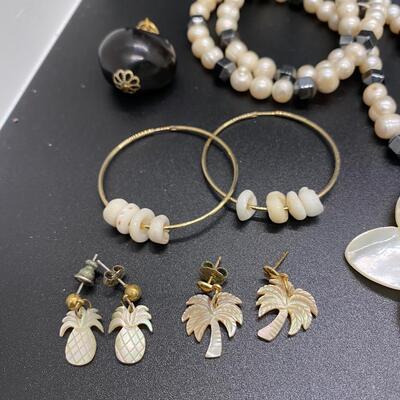 Beachy Hawaiian Jewelry Lot 