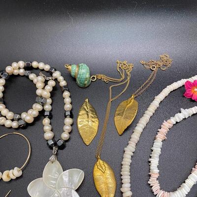 Beachy Hawaiian Jewelry Lot 