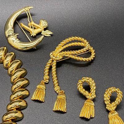 Retro 1980s Bright Goldtone Jewelry Lot