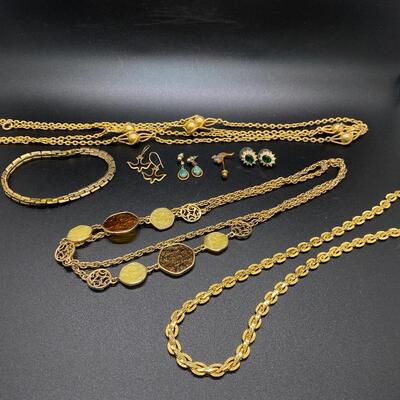 Goldtone Fashion Jewelry Retro Lot