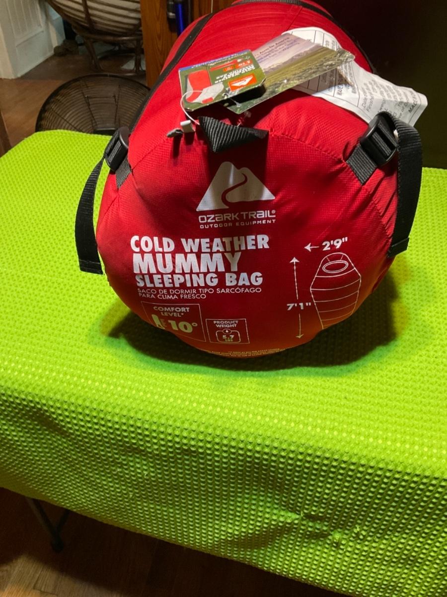 Coldweather mummy sleeping bag 10°