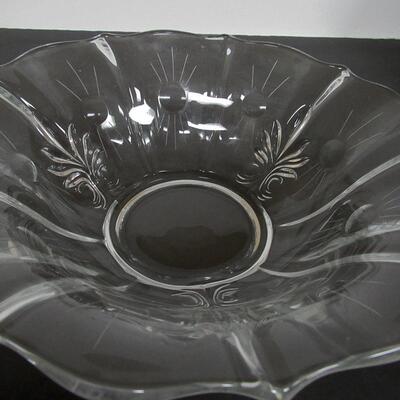 Fostoria Glass Large Baroque Bowl With the Beacon Cutting